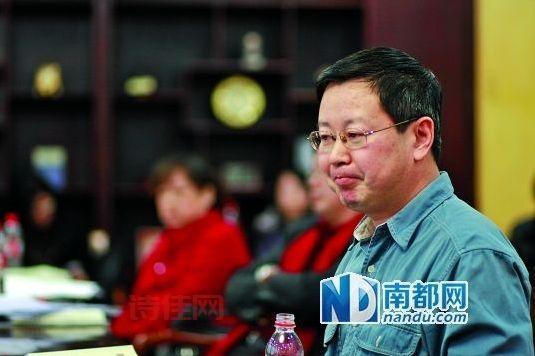 北大教授夏业良