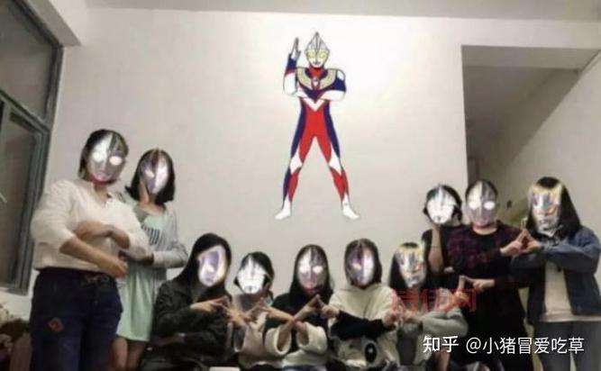 老师课上发奶茶查出逃课学生