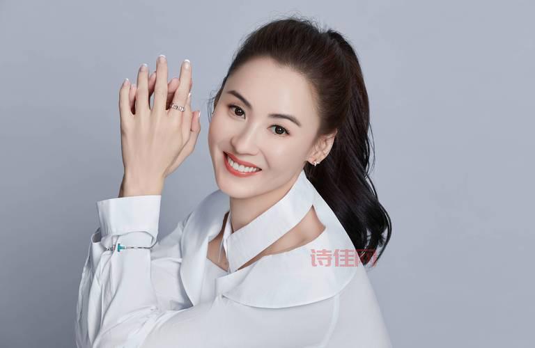 人教社回应三胎封面