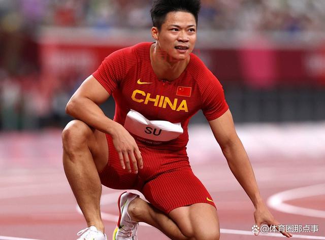 旗手苏炳添亮相