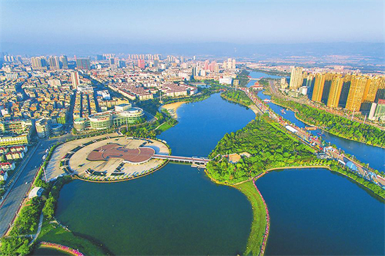 玉溪市红塔区： 从“面子美”到“里子美”