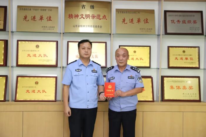博兴60岁老交警尹洪军：退休在即，坚守一线不褪色