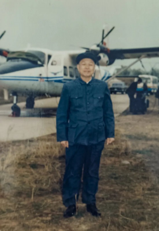 口述核史 | 89岁离休干部解俊虎：脚踏泥泞过山川，一心找矿为报国