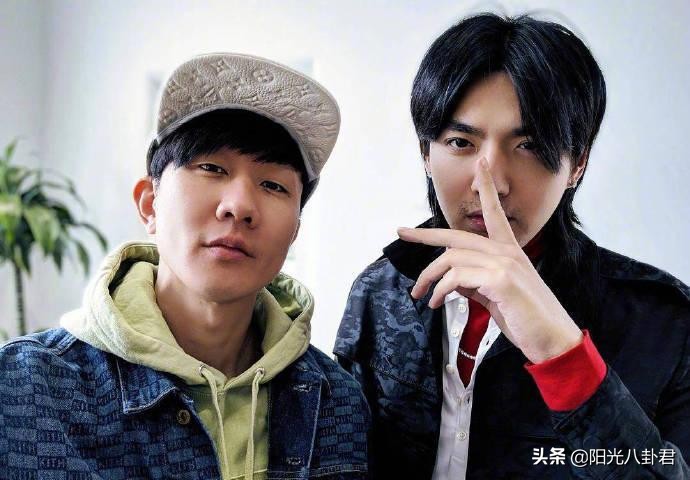 娱乐圈怎么了？吴亦凡事件波及四位明星报警，包贝尔报警被嘲