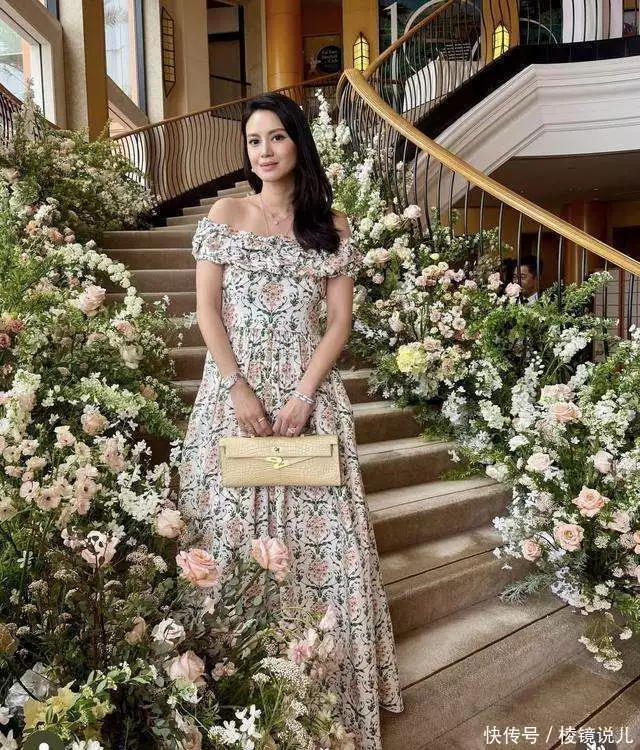 陈晓丹婚后状态引关注，嫁港七年低调生活，丈夫罕见同框