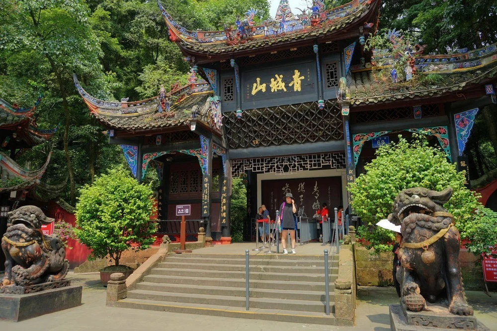 【成都自由行攻略】成都推荐打卡的景点、交通、美食和酒店等全攻略