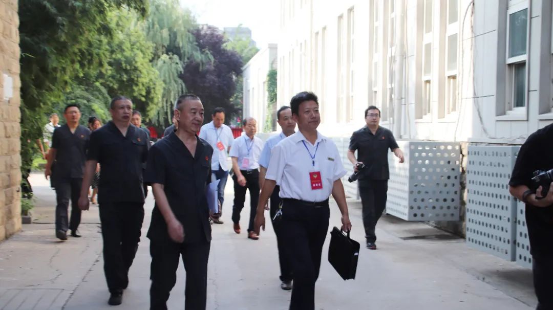 汤阴县政协视察法院执行工作
