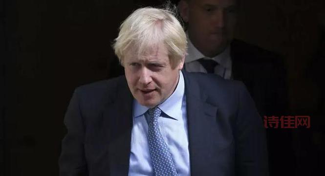 英国首相提醒默克尔静音，会议现场发生了什么？