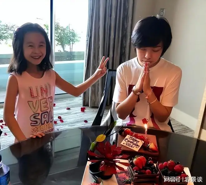 与袁立分手的徐威，娶到张怡宁后，如今过得怎样？