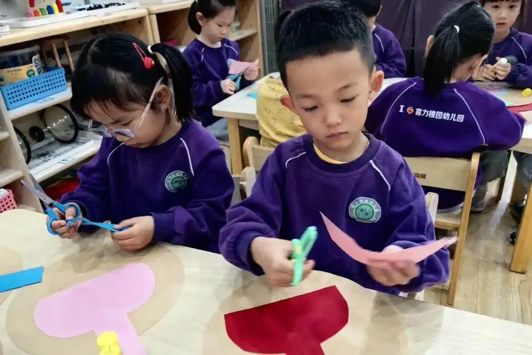 富力桃园幼儿园小小举动大大能量