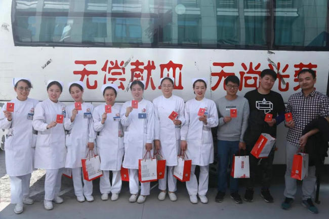 郑州大学五附院进一步落实“亮争”活动精神 组织开展义务献血