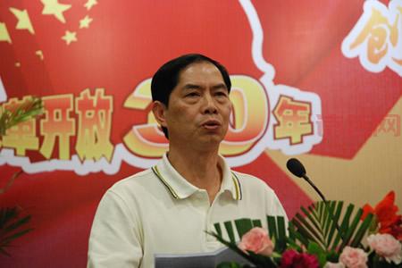 卢楚其