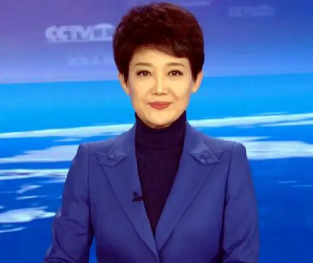 央视主播梁艳：从山东小城走出来的著名主持人，为何51岁仍单身