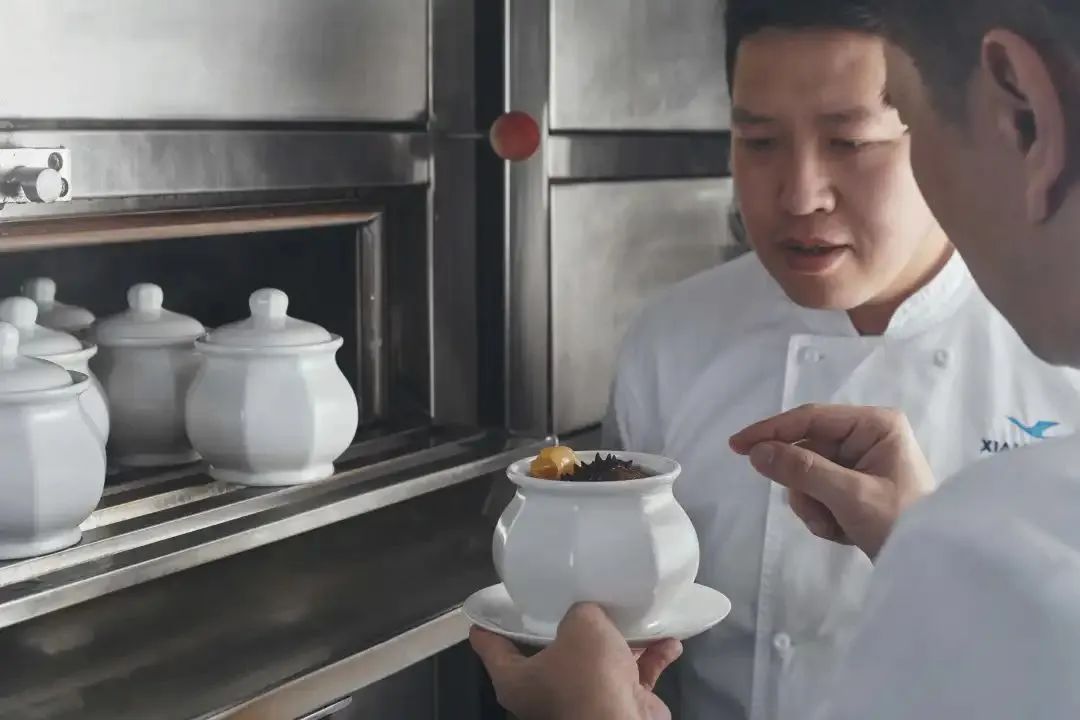 曾经茅台畅饮的飞机餐，是如何变难吃的