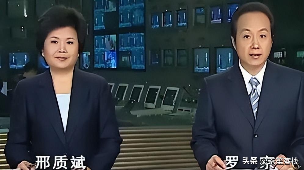 邢质斌近照，变化太大，网友：我的天呐！成白发苍苍的老太太了啊