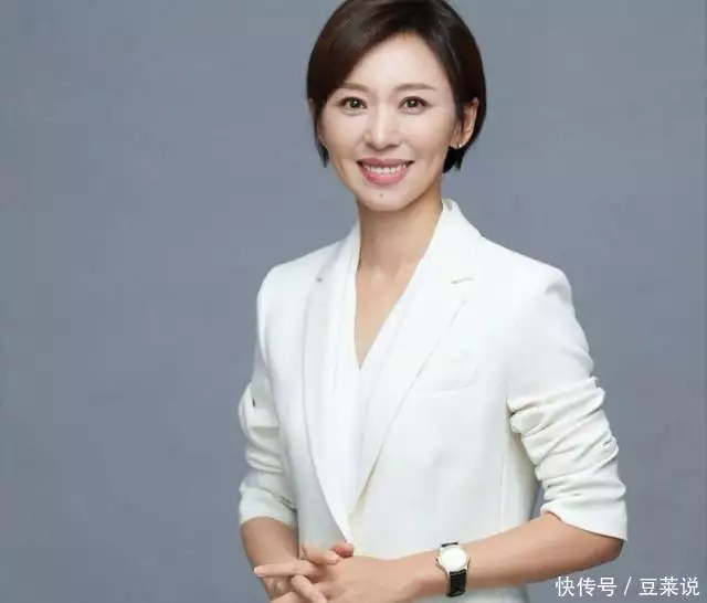 消失5年，央视“国脸”欧阳夏丹成功转行，背后原因让千万人落泪