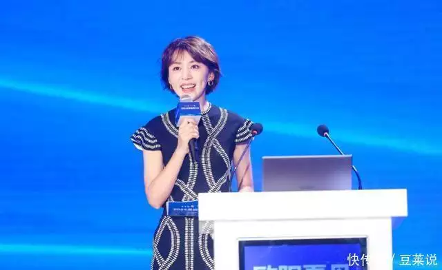 消失5年，央视“国脸”欧阳夏丹成功转行，背后原因让千万人落泪