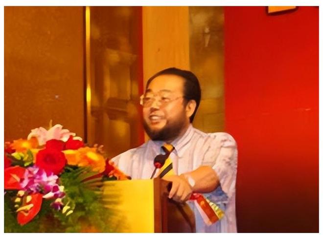 强奸犯带火“正能量”，是强奸犯也是春晚红人
