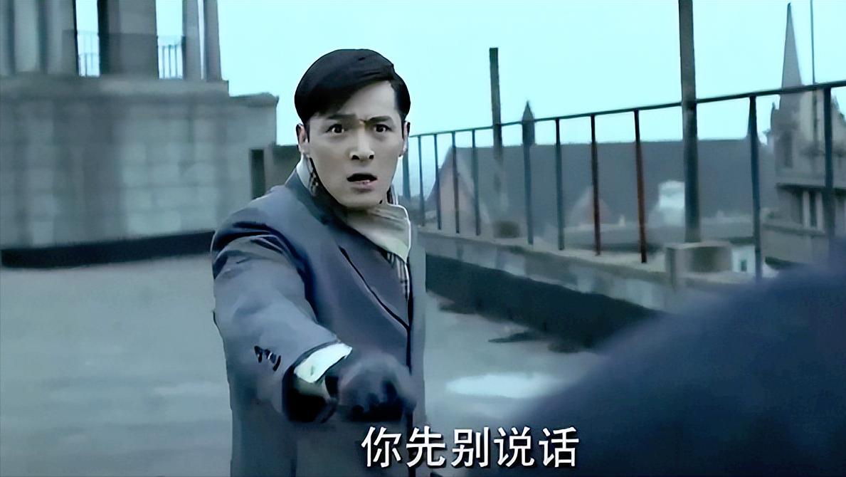 三看《伪装者》：才懂为何明楼的一句话，会吓得明台“连连后退”