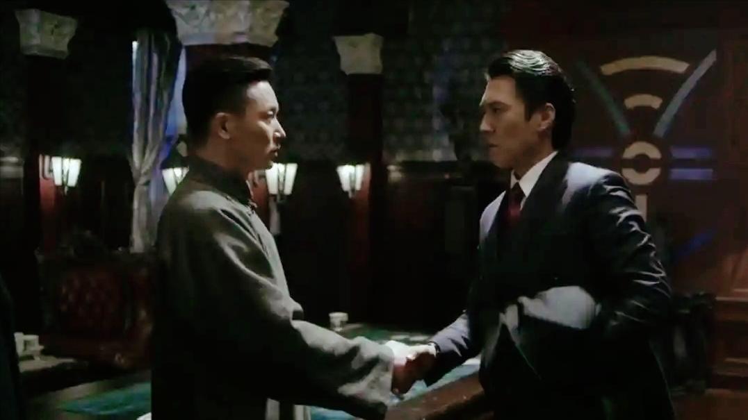 三看《伪装者》：才懂为何明楼的一句话，会吓得明台“连连后退”