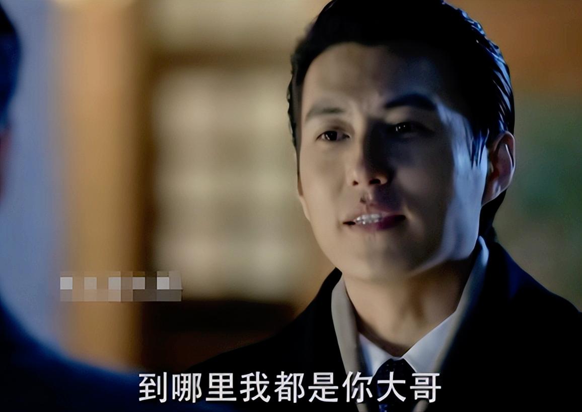 三看《伪装者》：才懂为何明楼的一句话，会吓得明台“连连后退”
