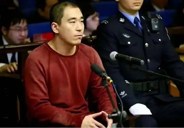 张国立与罗秀春离婚34年：他再婚有烦恼，她至今单身牵挂儿子