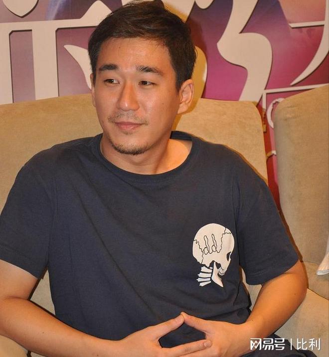 张国立与罗秀春离婚36年：他再婚有烦恼，她至今单身牵挂儿子