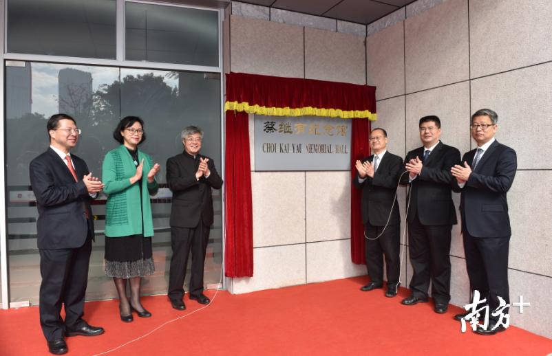 生日快乐！华侨中学建校65周年，校友齐聚迎校庆