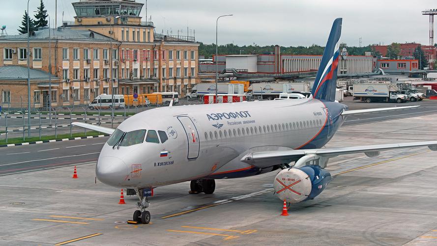 ssj-100