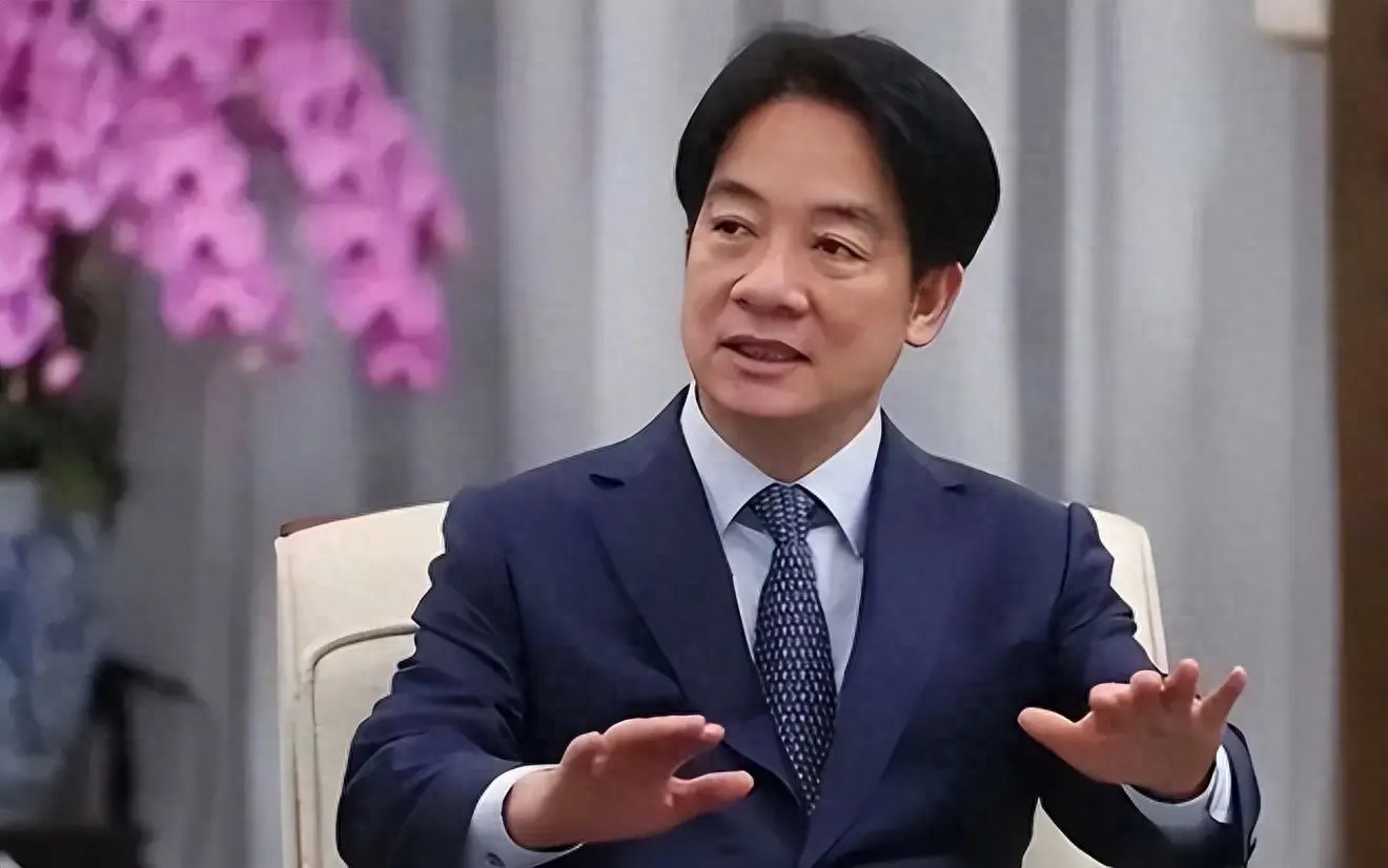 台出席阅兵名单出炉，重量级人物都已抵京，绿营暴怒，蓝营不装了