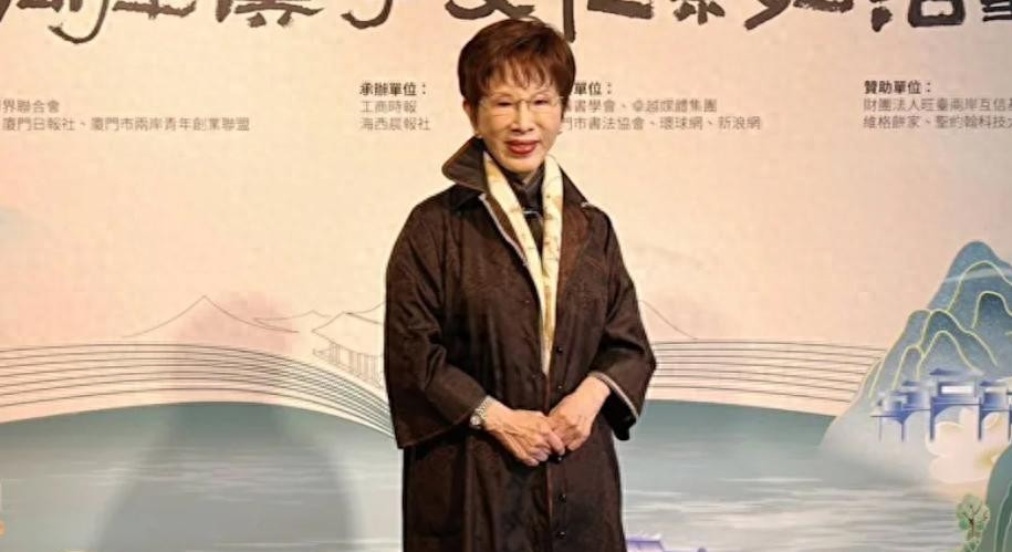 阅兵倒计时24小时，台湾政坛巨变，重要人物官宣，北京这趟去定了