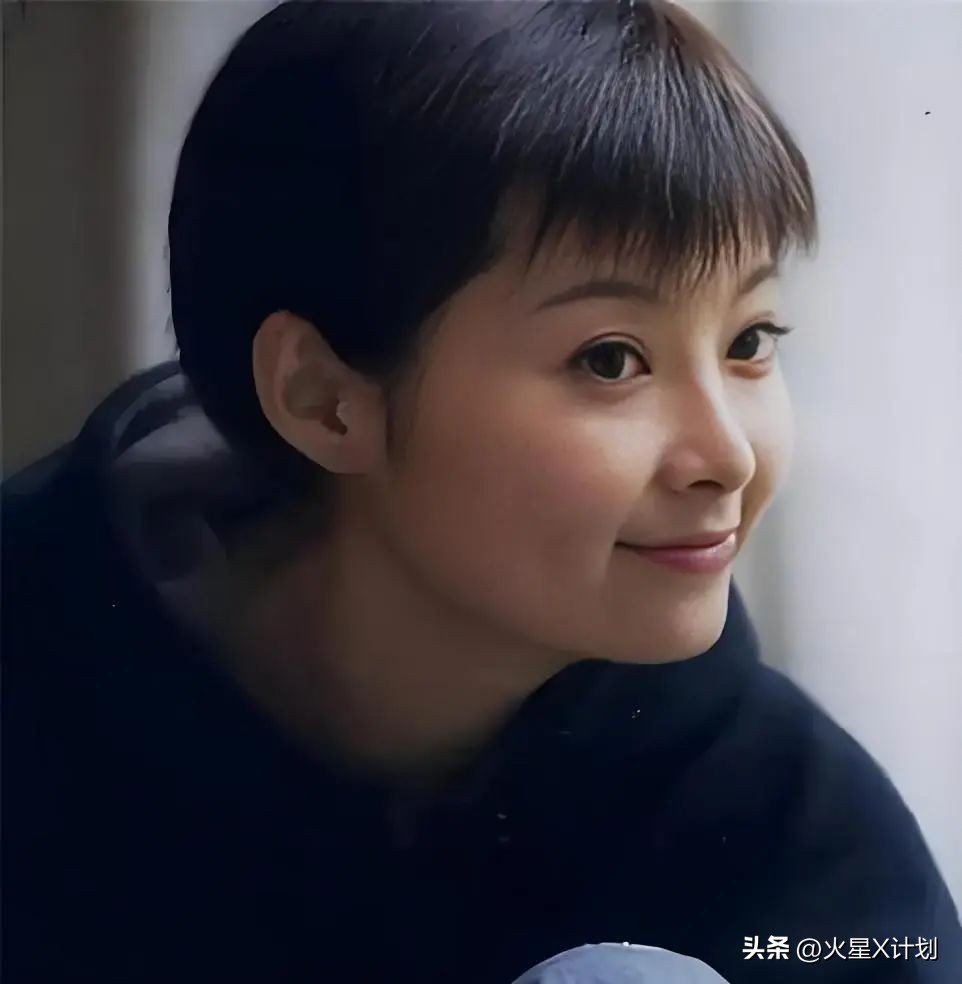 恩爱了16年，44岁张怡宁正绚烂如花，大20岁的丈夫徐威却衰老萎缩