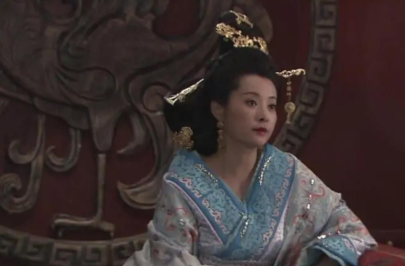 徐威给袁立买两套房，同居12年，为何转身就娶了小20岁的张怡宁？