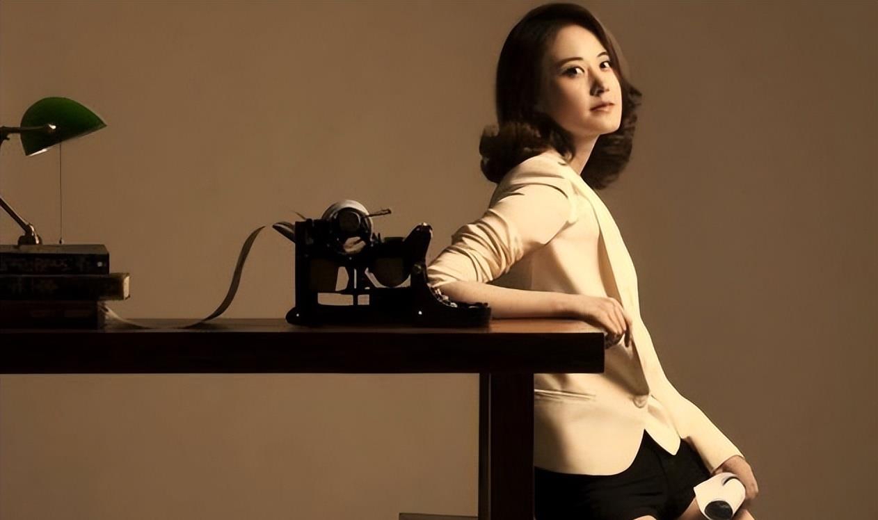 11个美女，是央视各频道的“当家花旦”，最性感的是“六公主”