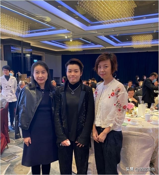 结婚16年，张怡宁依旧绚烂如花，他的丈夫徐威如今怎么样了？