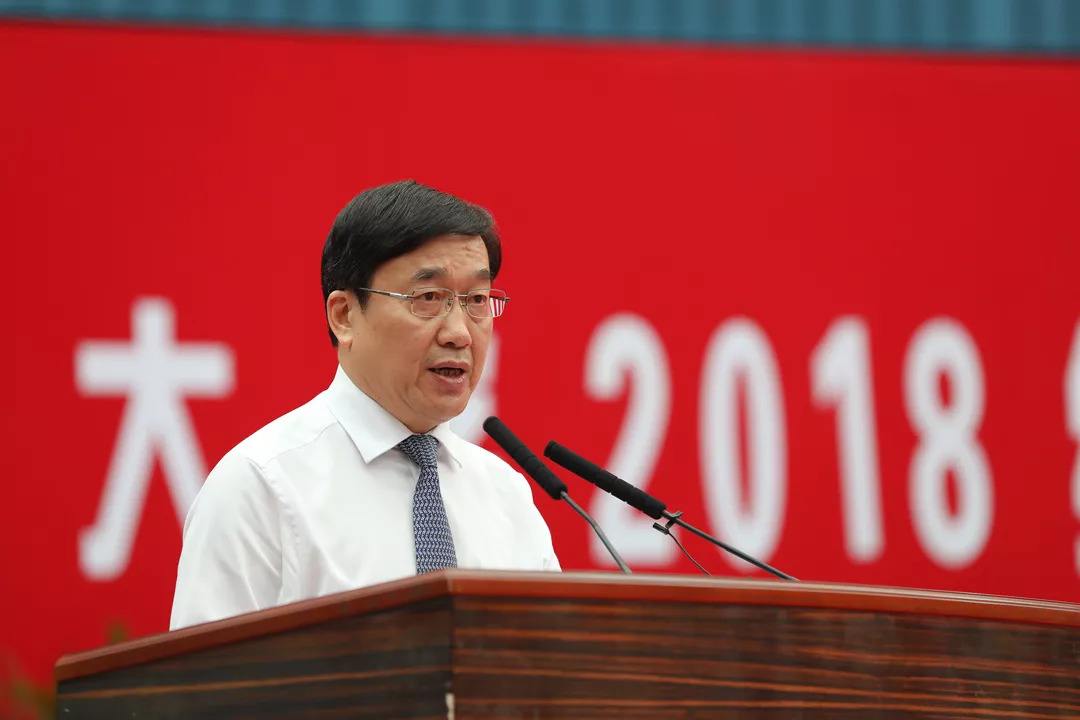 复旦大学公布校历，暑假推迟成定局，其他学校会跟进吗？