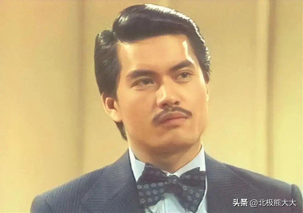 “夫凭妻贵”吕良伟：三婚娶贵州富婆一飞冲天，至少能少奋斗50年