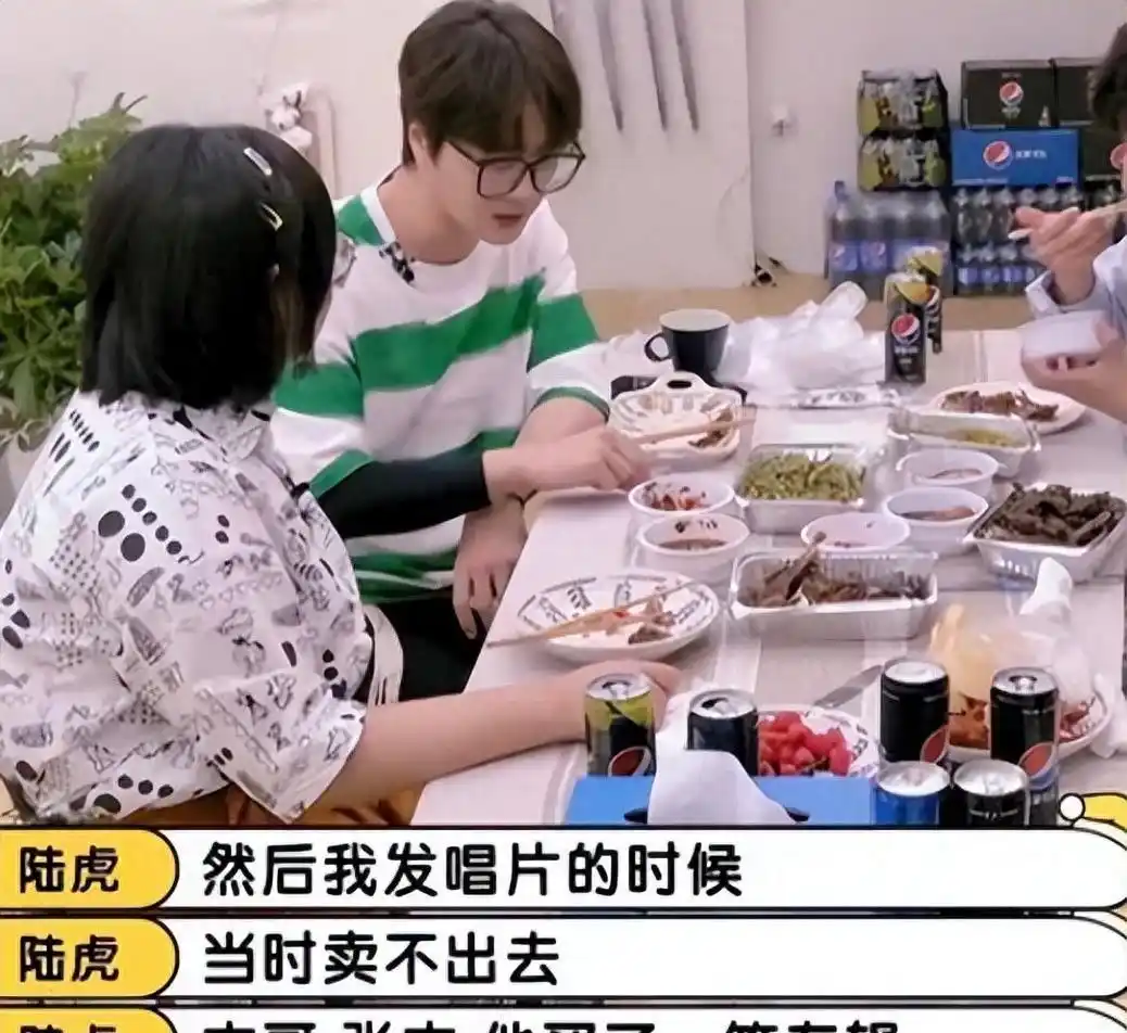 王栎鑫张杰联动上热搜，张杰与07快男关系引热议，我们都误解他了