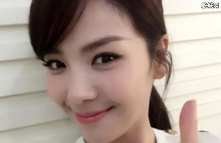 刘涛海边过情人节显浪漫 刘涛跟王珂的美满婚姻