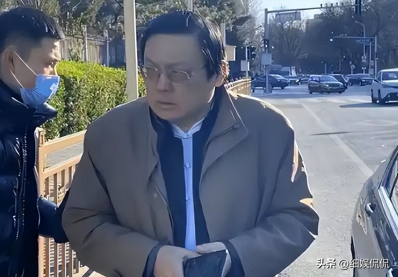 成败都靠一张嘴，53岁的梁宏达风光不再，被封杀后变得“讨人嫌”