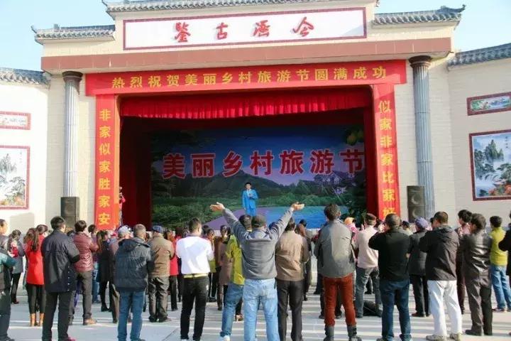 电视剧《苦乐村官》10月10日起云南卫视两集连播