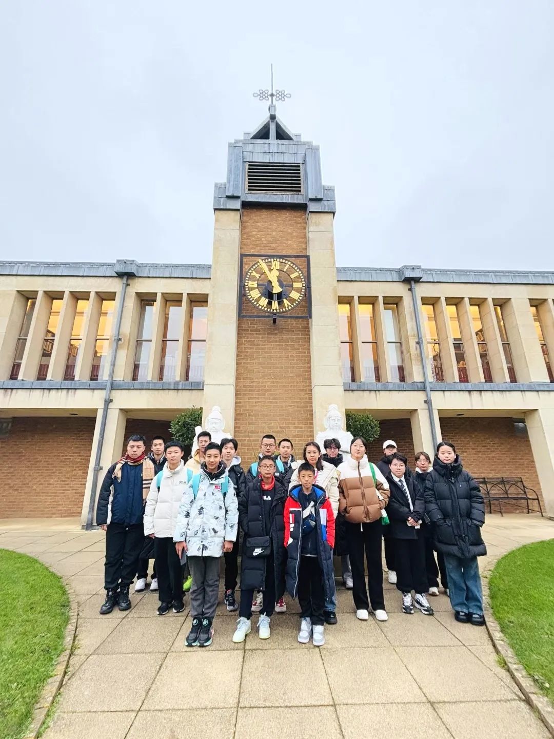 我们出发啦！新东方文旅青少年2025暑假·夏令营向世界启航