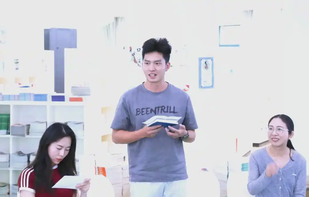 吴江实验小学读书沙龙：从困惑到成长的学术之旅