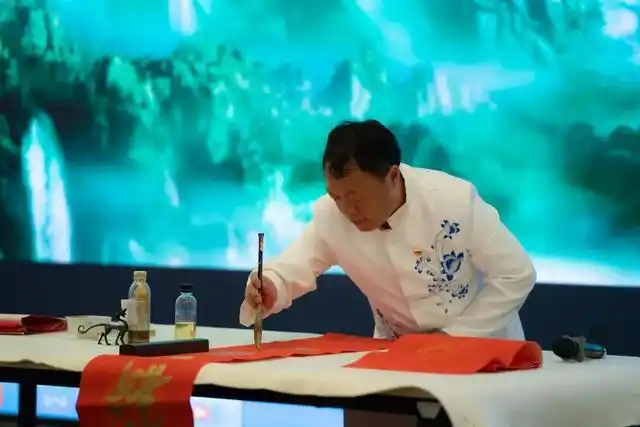 超燃！蒙自这场“喜迎二十大·悦读向未来” 读书沙龙盛宴
