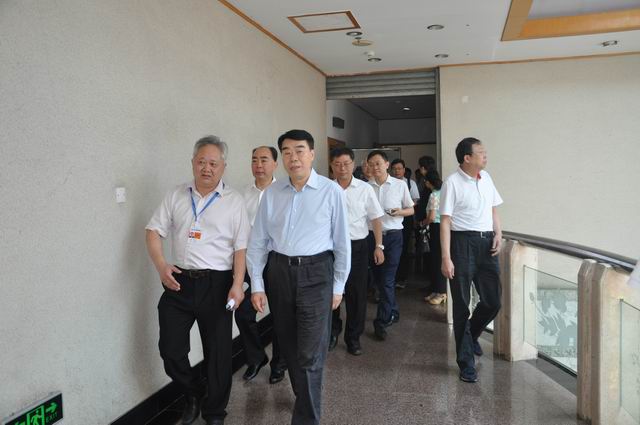 国家新闻出版广电总局调研组莅安