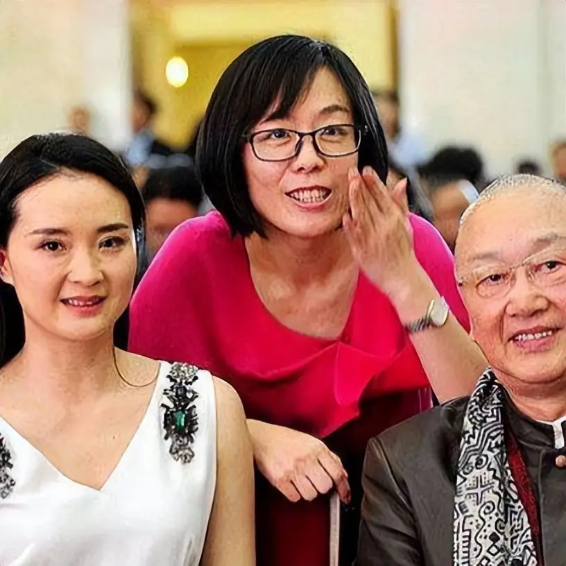 北京富豪王志才：紫禁城边有豪宅，娶“晴格格”为妻，却移民海外