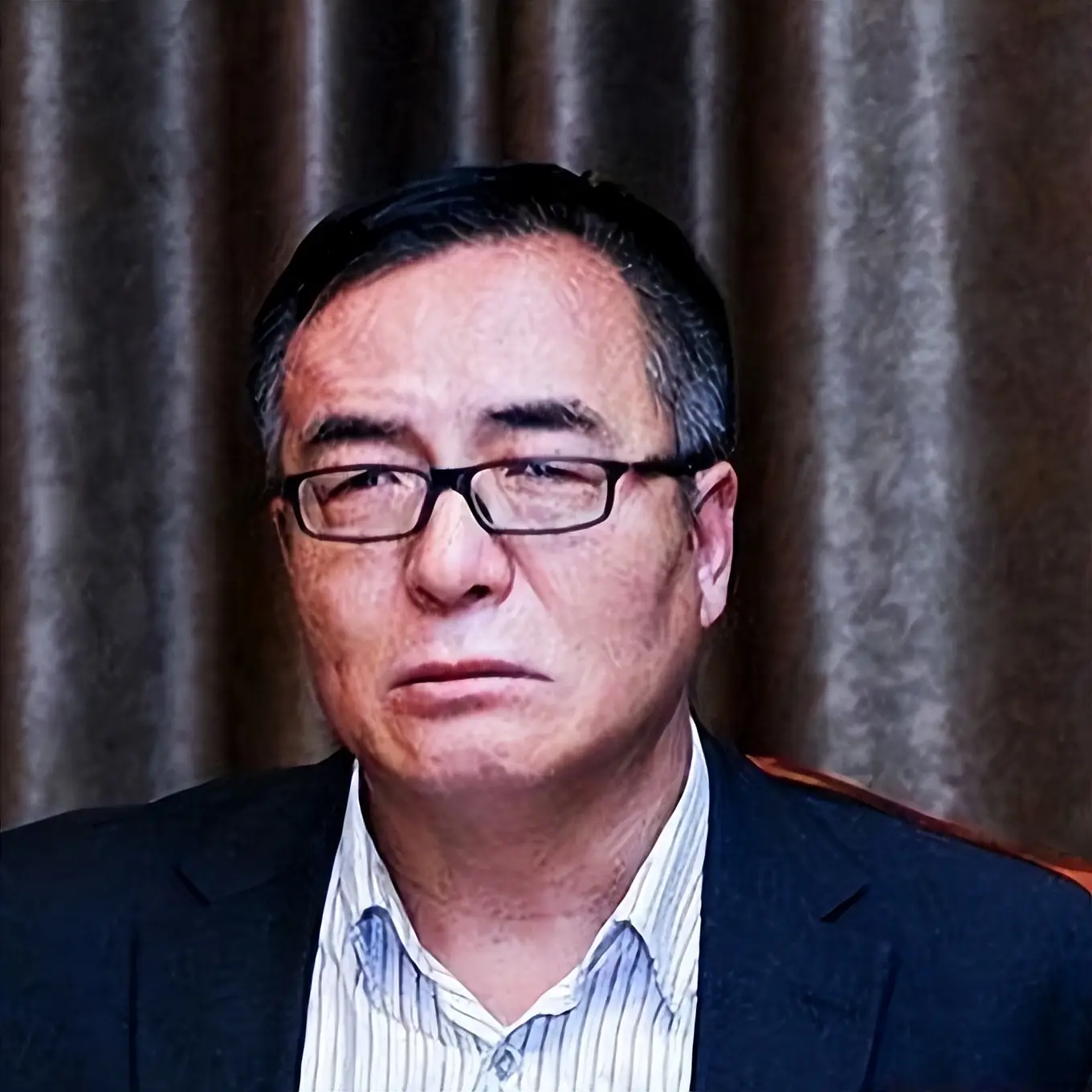 北京富豪王志才：紫禁城边有豪宅，娶“晴格格”为妻，却移民海外