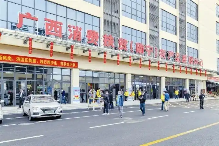 发力“强枢纽” 推进“交通网”建设大会战——我市前11个月交通基础设施固定资产投资逆势增长，多式联运发展取得阶段性成果