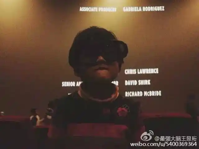 清华毕业不上班，养个女儿不上学，这个大脑最“性感”的男人把日子过成了诗