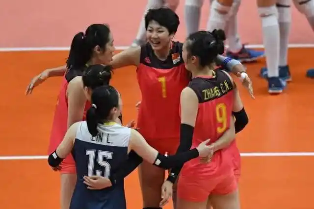 巴黎奥运会资格赛开赛在即，多图回顾中国女排里约奥运会夺冠之路